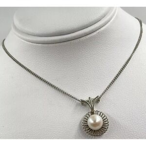 VINTAGE 18K PALLADIUM 6MM CULTURED PEARL PENDANT ON 10K NECKLACE 15.75"